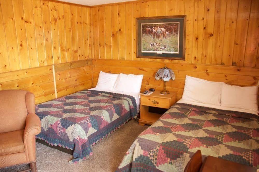 Yellowstone Holiday Motel West Yellowstone Zewnętrze zdjęcie